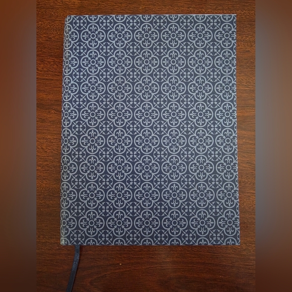 Notebook Bundle - Picture 2 of 9